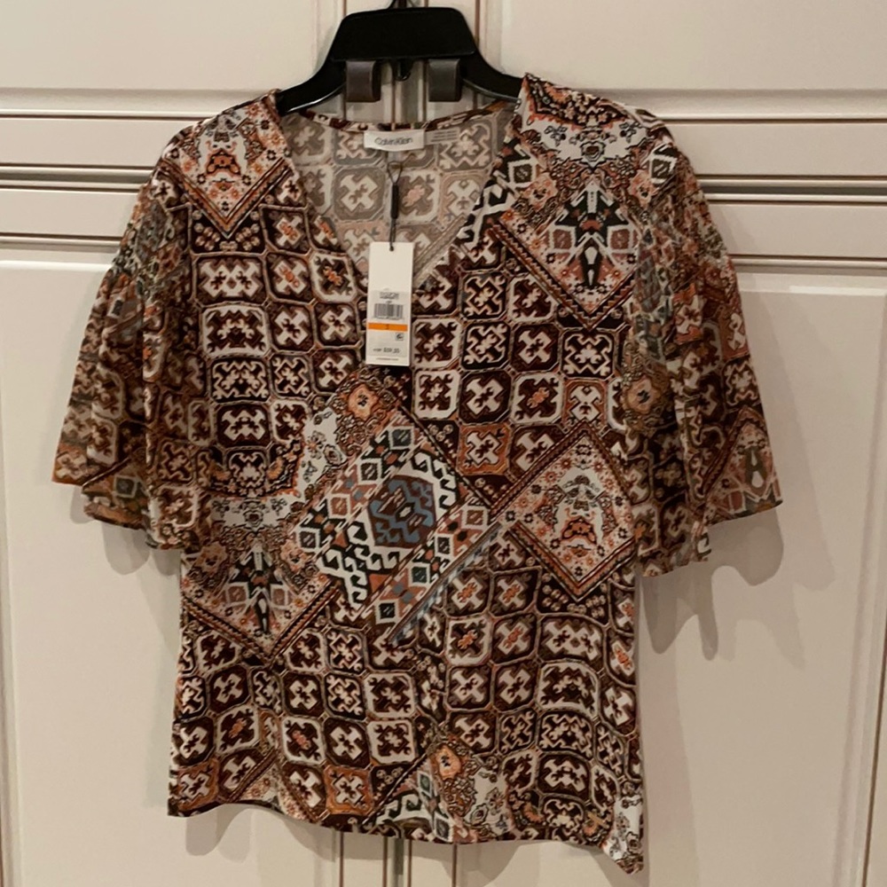 NWT  Calvin Klein V Neck Tunic w/ sheer sleeves